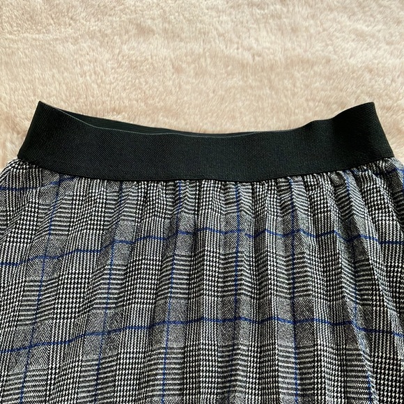 METROWEAR CHECKED MAXI PLEATED SKIRT SIZE S - Picture 2 of 8